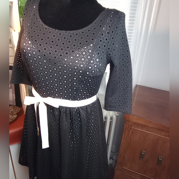 REDUCED! Plenty by Tracy Reese NWT Black Eyelet Over Ivory Chemise Dress Sz4 - Picture 2 of 14